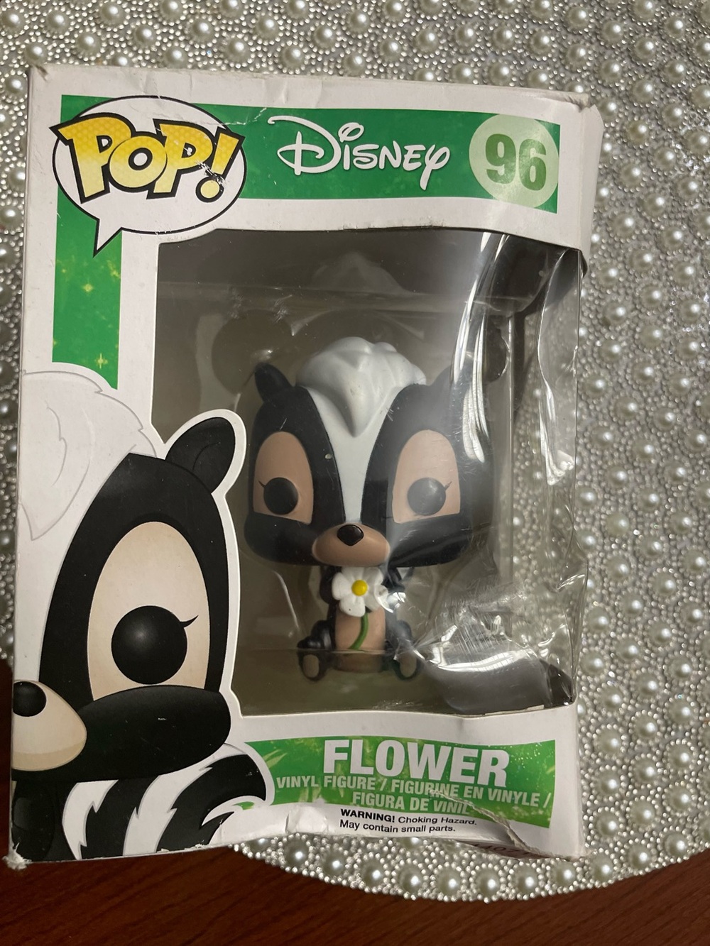 Disney Flower Pop! Vinyl Figure - Black & White with Daisy